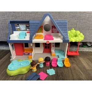 Fisher‎ Price Little People Friends Together Play House With Figures WORKS